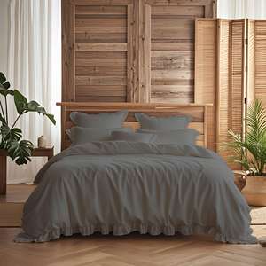 Parure de lit de luxe gris uni 4 pièces en polycoton avec housse de couette, drap-housse et taies d'oreiller à volants pour usage domestique - Product Image 2