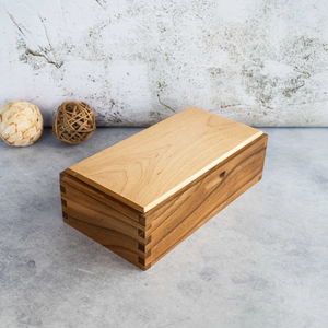 Almacenamiento Elegante y Ecológico de Madera por Crescent Crafts - Product Image 3