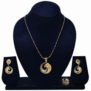 Ensemble de bijoux élégants en laiton plaqué or pour femmes, collier tendance avec pendentif en or massif pour les mariages, type religieux orthodoxe Sri Jaya - Product Image 1