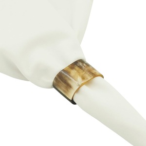 Feature Sustainable Horn Napkin Rings Round Shape 100% Natural Buffalo Cow Horn Napkin Rings for <b>Party</b> Table <b>Decorative</b> - Product Image 3