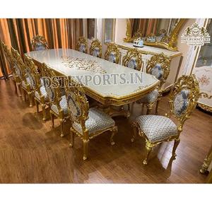 Ensemble de table à manger de style italien en or poli Ensemble de table à manger 12 places sculpté à la main Ensemble de salle à manger exclusif à double sculpture - Product Image 1