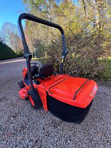 Cortadora de Césped KUBOTA GR2120 con Recolector de Césped y Protección Antivuelco en Venta - Product Image 6