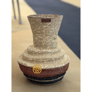 Maceta Decorativa Artesanal ATICUE de 8x15 Pulgadas con Forma de Surahi, Cesta Multiusos para Plantas - Product Image 3