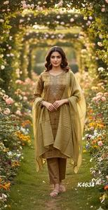 MAL Chanderi handwork kurti กางเกงและ dupatta แคตตาล็อกเต็มรูปแบบที่มีอยู่ในอัตราขายส่ง, ผ้าไหมระยับบริสุทธิ์กับการทำงานที่สวยงาม - Product Image 4