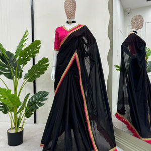 Beau saree de créateur avec dentelle fantaisie et Latkan lourd sur pallu et chemisier - Product Image 1