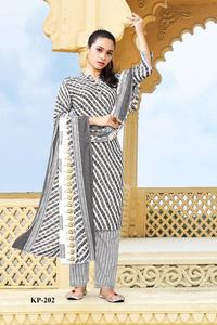 Indian Boutique Colofull Premium Diseño único Trajes de algodón suave con Dupatta Mujeres All Seasons Wear Collection Ropa exclusiva - Product Image 4