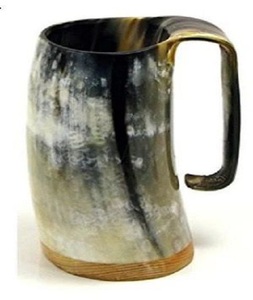 Tasses en corne de buffle Usine indienne Produits artisanaux Tasse à boire en corne Nouveau design Corne naturelle Original Viking Tasse à boire - Product Image 4