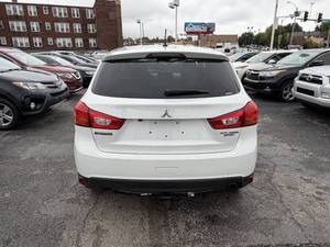 Mitsubishi Outlander Sport SE del 2015 usata in vendita a basso prezzo - Product Image 6