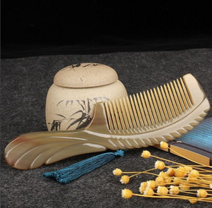 Peine de cuerno de buey de búfalo y vaca único para peine de cuerno de pelo Extensión de cabello Color Cuerno natural completo para cabello de S A And Sons Exports - Product Image 1