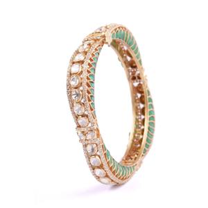 Brazalete Gajaah de Plata de Ley 925 con Baño de Oro Regal y Esmalte Verde, con Gema Verde, para Mujer, Ideal para Fiestas - Product Image 2