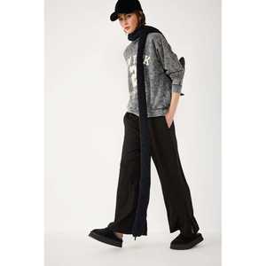 Pantalones Españoles con Aberturas Laterales - Product Image 4