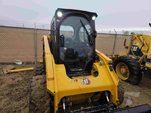 รถตักล้อยาง CAT 246D3 ปี 2024 รุ่นใช้งานหนัก เครื่องยนต์ดีเซล CAT ขายดี คุณภาพเยี่ยม ราคาโรงงาน อุปกรณ์ก่อสร้าง - Product Image 2