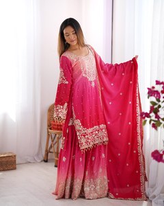 Ensemble Salwar Kameez Traditionnel pour Femmes en Tissu Chinon Lourd Intemporel avec Couche Intérieure Séchage Rapide pour les Occasions de Fête - Product Image 5