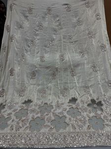 Tissu en soie de qualité supérieure pour femmes tenues de fête robes de mariée tenues ethniques collection de créateurs de fête nuptiale - Product Image 3