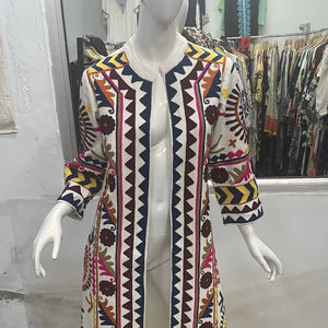 Nouvelle arrivée Bohème femmes Suzani brodé longue veste ethnique brodé à la main bouton floral manches longues toile coton pour - Product Image 1