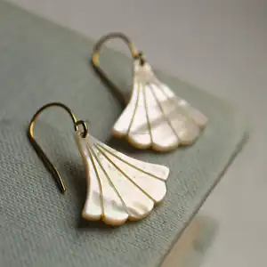 Luxury Earring Made by Mother of pearl sea water shell Best supplier mother of pearl earing from India