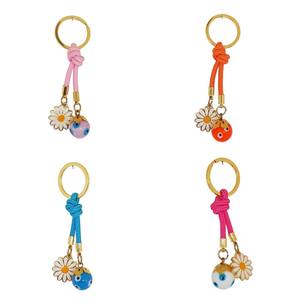 Llavero de Peluche con Ojo Turco de Moda - Accesorio Único y Elegante - Product Image 3