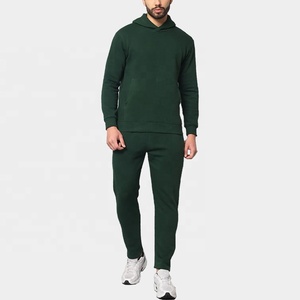 Venta al por mayor esencial Regular Fit básico suave tela Casual Color sólido Jogging Suit algodón poliéster polar chándal hombres - Product Image 1