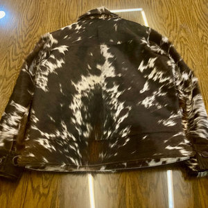 Veste en cuir de vachette pour homme, style vintage, prix de gros, matériau durable, décontractée, coupe-vent, logo personnalisable sur le devant - Product Image 2