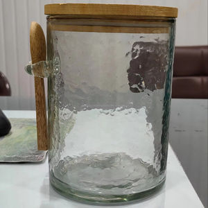 Pot en verre vintage polyvalent et écologique avec couvercle en bois amovible et cuillère, capacité de 401 à 500 ml, pour le stockage des aliments de fête, l'artisanat - Product Image 1