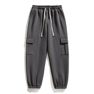 Pantalon de survêtement cargo en maille respirante coupe-vent décontracté pour homme, taille mi-haute, couleur unie, taille élastique, grandes poches, coupe ajustée à la cheville - Product Image 4