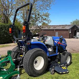 Livraison gratuite <span class=keywords><strong>ISEKI</strong></span> TH5420 Tracteur compact 40HP 4WD, Stage V 1.826L 3 cylindres turbo diesel, transmission HST, capacité de levage 1200kg - Product Image 5