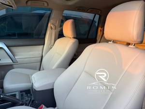 Toyota Land Cruiser Prado 2023 4.0L V6 Automático 4x4 SUV |   Prado Usado para Exportación - Product Image 3