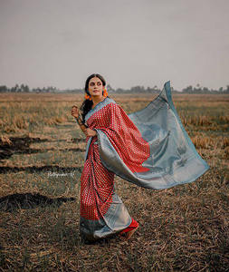 Vente chaude Banarasi Soft Silk Sari Vêtements de mariée indiens et pakistanais de haute qualité pour les mariages et les festivals Prix de gros - Product Image 5