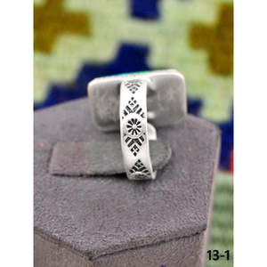 Bague ajustable artisanale Southwest en argent sterling plaqué or rose, sertie d'un paon, d'une dahlia et d'un turquoise, avec sertissage invisible, idéale pour un cadeau - Product Image 3
