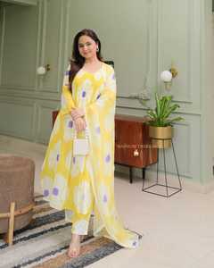 Hermosa Ropa Étnica La mayoría de las tendencias Alta demanda Premium Cotton Kurti Pant & Dupatta Impreso Trabajo Mujer Exportador de moda - Product Image 5