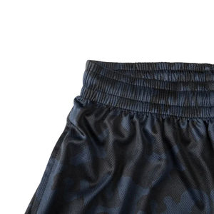 กางเกงขาสั้นตาข่ายระบายอากาศสำหรับผู้ชายสีทึบกางเกงขาสั้นใส่สบาย - Product Image 5