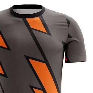 Camiseta de fútbol de alta calidad OEM para hombre, camiseta de entrenamiento de diseño Retro de secado rápido, sublimación de logotipo personalizado, la mejor ropa deportiva de fútbol - Product Image 3