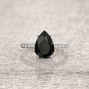 Alta calidad 2 quilates negro pera moissanita Compromiso 14K anillo de oro 4 puntas Micro pavé diseño boda joyería proveedor a granel - Product Image 6