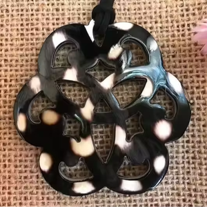 Collier en corne véritable de buffle de qualité naturelle de luxe Article fait à la main PAR CRESCENT CRAFTS - Product Image 3