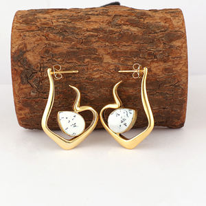 Boucles d'oreilles pour femmes, opale dendrite naturelle, boucles d'oreilles pendantes de créateur, plaquées or, bijoux de mode en gros, accessoires pour femmes - Product Image 2