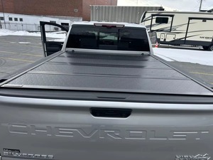 Chevrolet Silverado 2500HD High Country Crew Cab Duramax Turbo 4x4 2020, Certificado, Usado, en Buen Estado, Caja de Cambios Automática, Tracción en las Cuatro Ruedas - Product Image 4