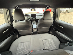 Meilleures ventes 2023 : Corolla SE automatique avec moteur 4 cylindres, conduite à gauche, sièges en cuir, caméra de recul - Product Image 4