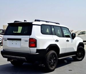 โตโยต้า ปราโด แลนด์ ครุยเซอร์ 250 แอดเวนเจอร์ รุ่นแรก 2.4 ลิตร เทอร์โบ 7 ที่นั่ง เกียร์อัตโนมัติ - Product Image 5