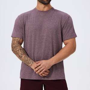 Camiseta deportiva de gimnasio para hombre para ejercicio atlético diario y nivel de rendimiento de carrera con tecnología antiolor - Product Image 3