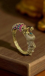 กำไลข้อมือนกยูงดีไซน์สุดหรูพร้อมหินโฆษณาสร้อยข้อมือคาดาชุบทองสำหรับเจ้าสาว - Product Image 2