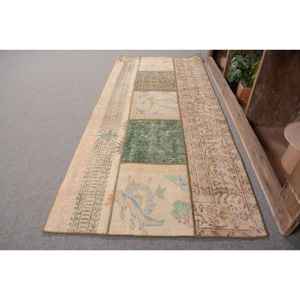 Alfombra de lana turca Vintage de 2,7x6,2 pies, diseño de retales verde Beige, técnica de tejido plano para decoraciones de sala de estar, látex de 4m - Product Image 2