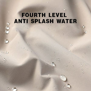 Veste Softshell Unisexe Noire pour l'Extérieur avec Fermeture Éclair Avant, Logo Personnalisé, Design Moderne et Élégant, Toile Imperméable, Vêtement d'Équipe - Product Image 5