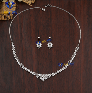 5,22 TDW Marquise Cut Diamond Collar 18K Oro blanco Lab-grown Diamond Collar Joyería - Product Image 1