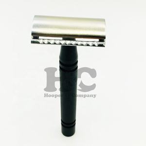 Maquinilla de Afeitar de Doble Hoja de Acero Inoxidable para Hombre Hooper and Company, Maquinilla de Afeitar de Doble Filo Negra de Alta Calidad para Uso en Barberías - Product Image 5
