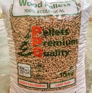 Granulés de bois dur Dinplus de haute qualité 6mm en forme de briquette haute énergie à faible teneur en cendres et en humidité fournisseur direct - Product Image 3