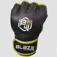 Gants de grappin de haute qualité 4oz UFC MMA mitaines de frappe à paume ouverte en gros entraînement Sparring imprimé Taekwondo Muay gants