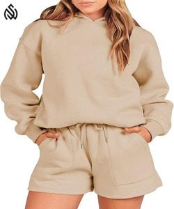 El mejor diseño, logotipo personalizado, sudaderas con capucha para mujer, conjunto de pantalones cortos, hecho en Pakistán, forro polar de alta calidad, hasta la rodilla, conjuntos de Invierno para mujer al aire libre - Product Image 1