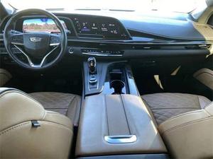 CADILLAC ESCALADE SPORT 2022 USADO, BLANCO, EN OFERTA, 59,578 KM, GRAND TOURING, 7 PLAZAS, TRANSMISIÓN AUTOMÁTICA - Product Image 2