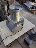 Commerciële Cassave Automatische Maalmolen Kokosnootpoeder Vleesversnipperaar Commerciële Cassave Automatische Maalmolen Kokosnoot