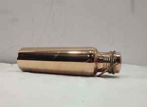 Finest Quality Copper <b>Water</b> <b>Bottle</b> Leak Proof With Holder on Lid <b>Metal</b> High Quality Pure Copper <b>Water</b> <b>Bottle</b> Premium New Design - Product Image 3